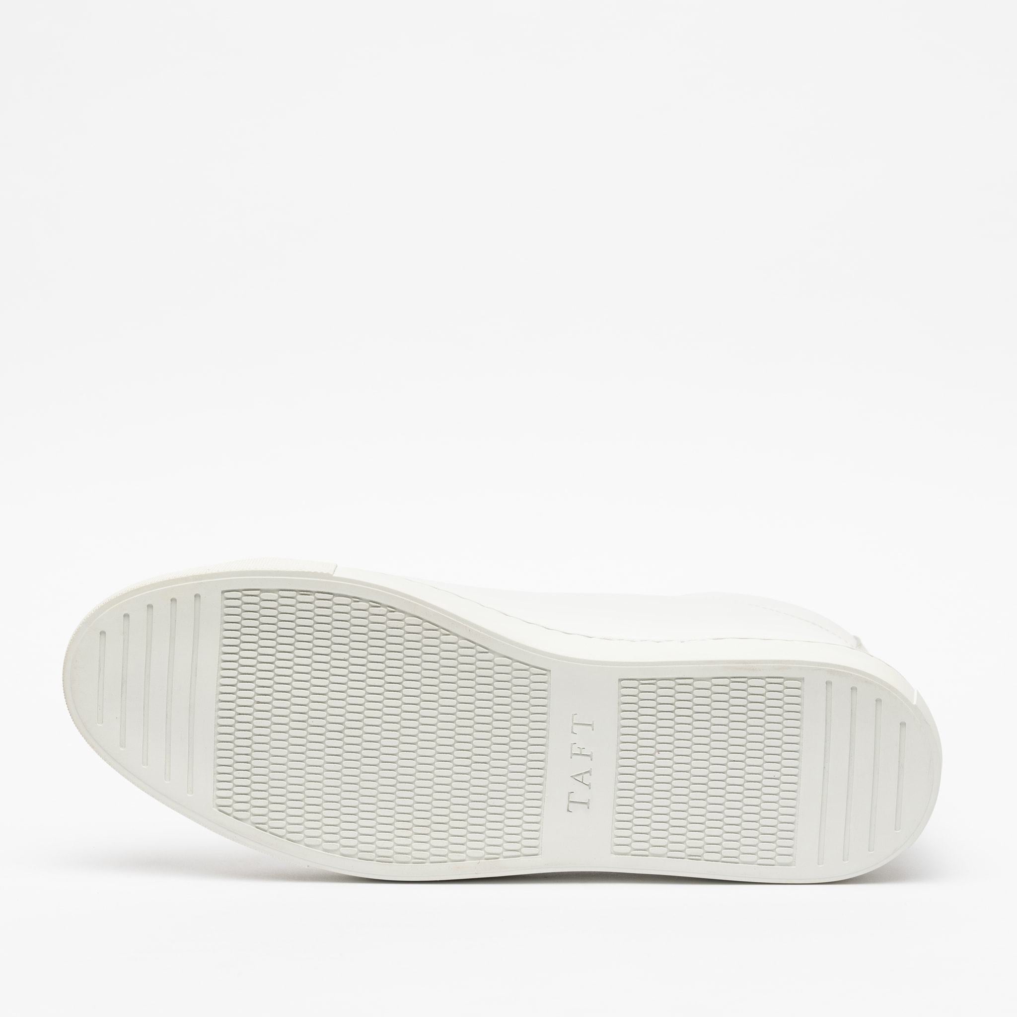 Hightop in White bottom view