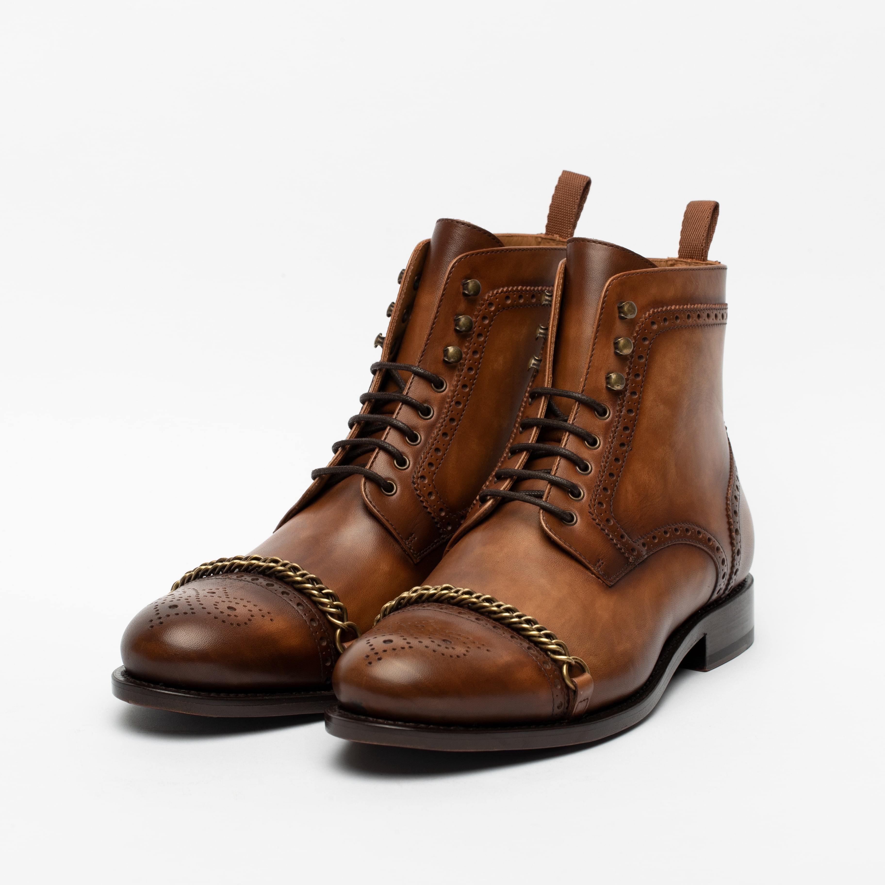 The Grail Boot in Coffee side